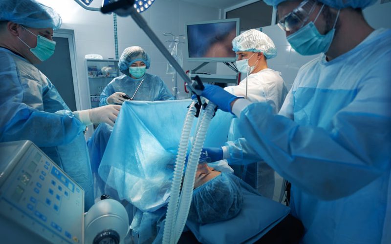 Soluciones innovadoras en neurocirugía con Aesculap AEOS